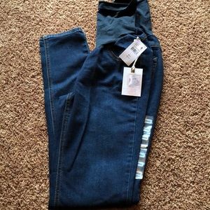 Brand new Jessica Simpson maternity jeans!